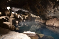 jeskyně s horkou vodou